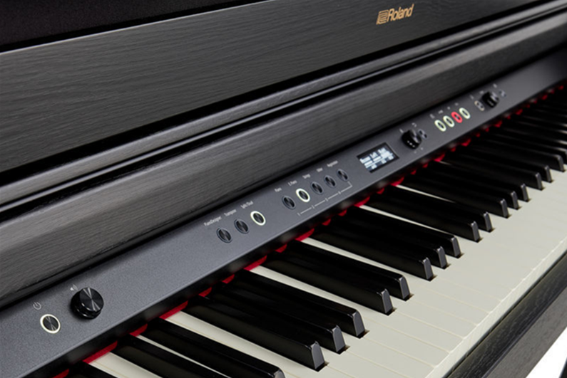 Roland HP704 CH Piano Vertical Premium Preto Acetinado. 10 ANOS GARANTIA Roland
